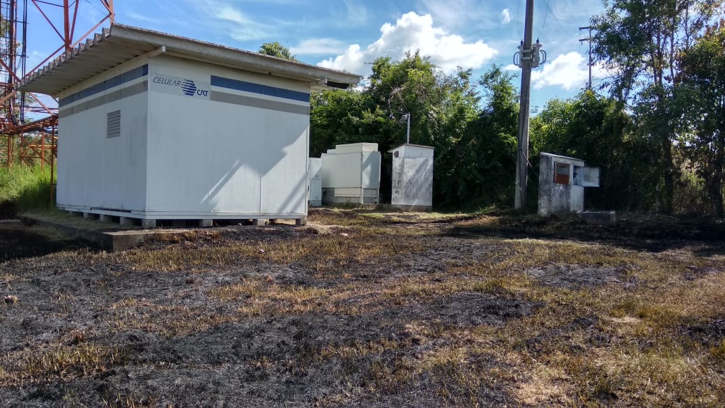 Ir para  <p><big>Por volta das 13h00min de hoje (20), fogo atingiu a grama do local onde ficam as antenas de telefonia e internet, na cidade de Viadutos. </big></p>

<p><big>Segundo informa&ccedil;&otilde;es a...