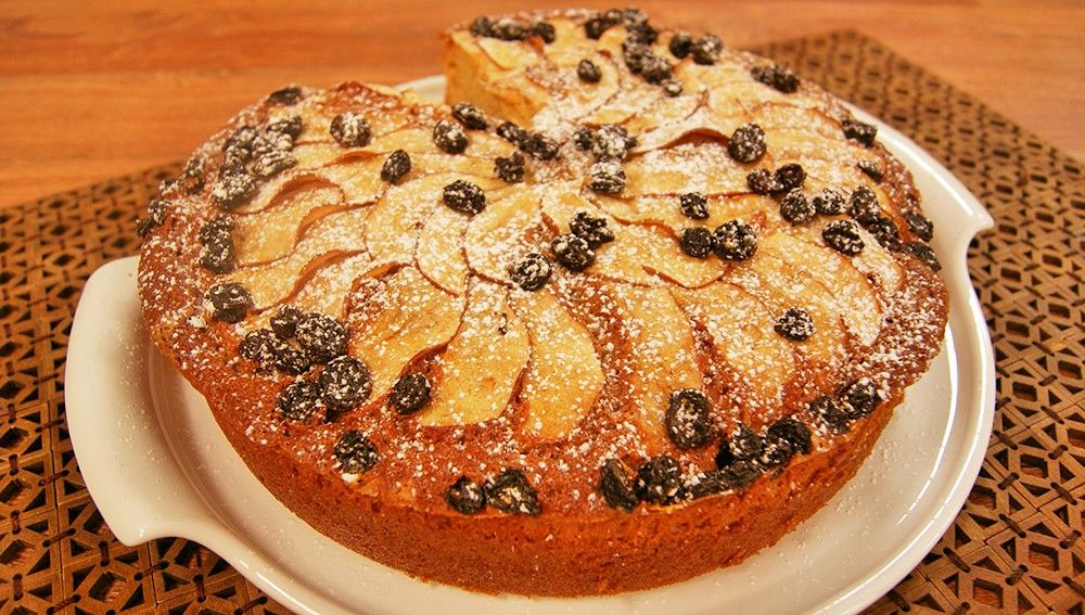 Ir para  <p>2 x&iacute;caras de farinha de trigo;</p>

<p>2 x&iacute;caras de a&ccedil;&uacute;car;</p>

<p>1 colher de sopa de fermento em p&oacute;;</p>

<p>1 colher de sopa de canela...