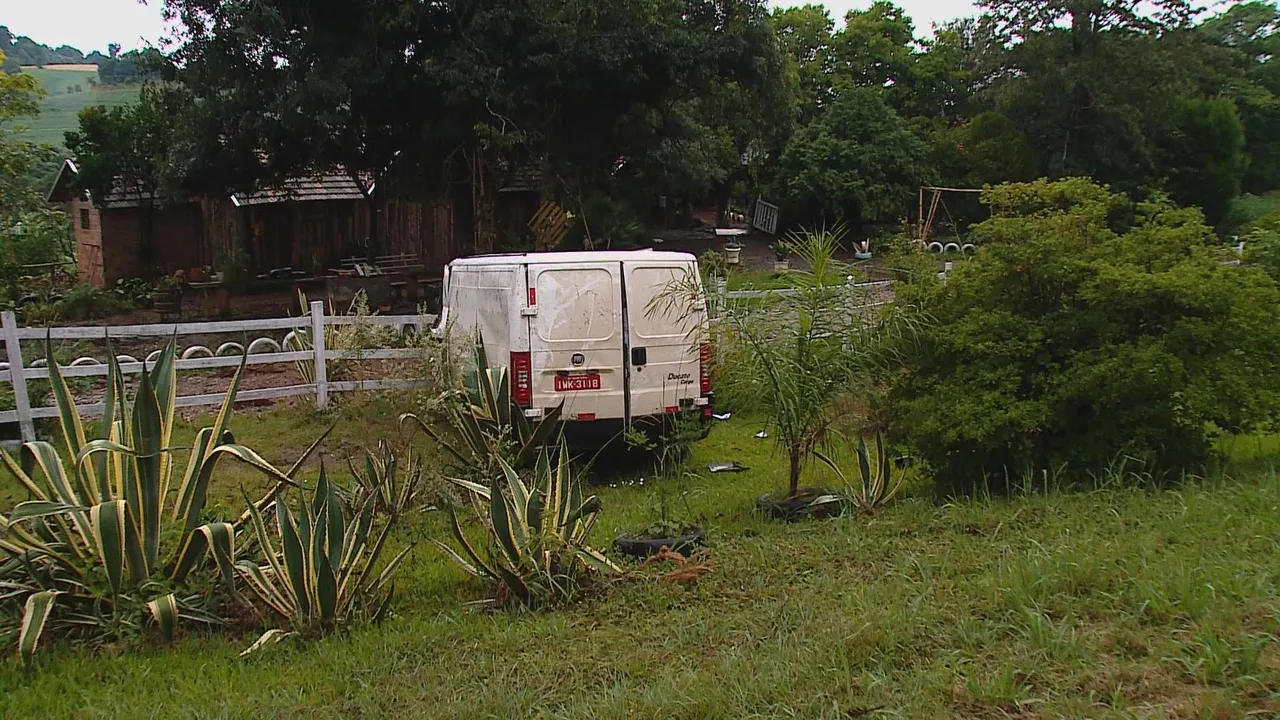 Ir para  <p><big>Um homem africano de 23 anos morreu em um acidente, na tarde deste s&aacute;bado (9), no km 59 da RS-135, em Get&uacute;lio Vargas, Norte do RS, conforme a Pol&iacute;cia Rodovi&aacute;ria Estadual. Ele foi...