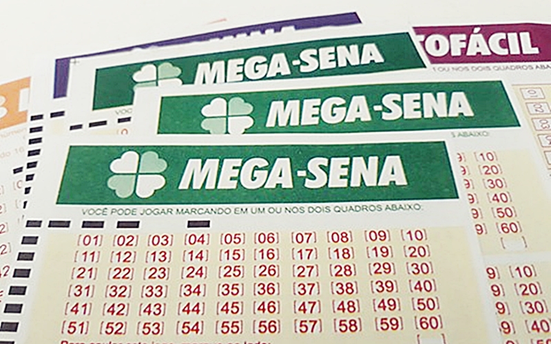 Ir para  <p>O concurso 2133 da Mega-Sena sorteado nesta quarta-feira em Itupeva, S&atilde;o Paulo, n&atilde;o teve nenhuma aposta acertando as seis dezenas. O pr&ecirc;mio para o pr&oacute;ximo sorteio, s&aacute;bado, deve ser R$...