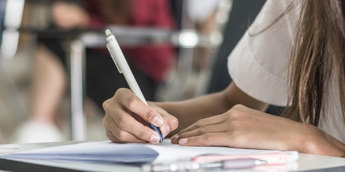 Ir para  <p>Os participantes do Exame Nacional do Ensino M&eacute;dio (Enem) 2018 j&aacute; podem ter acesso &agrave; corre&ccedil;&atilde;o da reda&ccedil;&atilde;o para fins pedag&oacute;gicos. O Instituto Nacional...