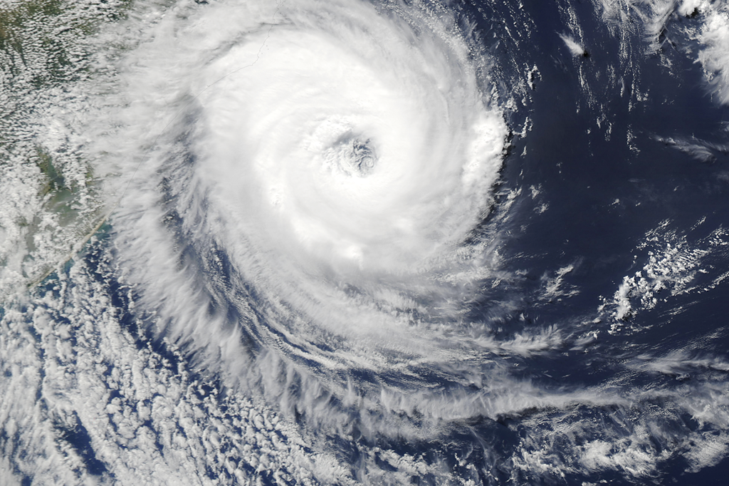 Ir para  <p><big>Meteorologistas de &oacute;rg&atilde;os oficiais (Cptec/Inpe, Inmet e Marinha) est&atilde;o monitorando, em conjunto com profissionais do National Oceanic and Atmospheric Administration (NOAA), a...