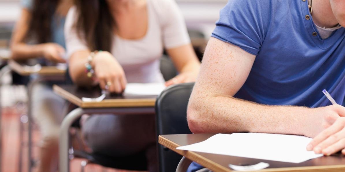 Ir para  <p>O Instituto Nacional de Estudos e Pesquisas Educacionais An&iacute;sio Teixeira (Inep) divulgou hoje o&nbsp;<a href="http://download.inep.gov.br/educacao_basica/enem/edital/2019/edital_enem_2019.pdf"...