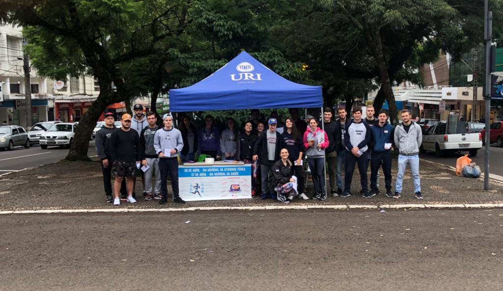 Ir para  <p><big>Ao longo do m&ecirc;s de abril, os acad&ecirc;micos das turmas 2016, Bacharelado e Licenciatura, dos Cursos de Educa&ccedil;&atilde;o F&iacute;sica da URI Erechim, coletaram dados referentes &agrave;...