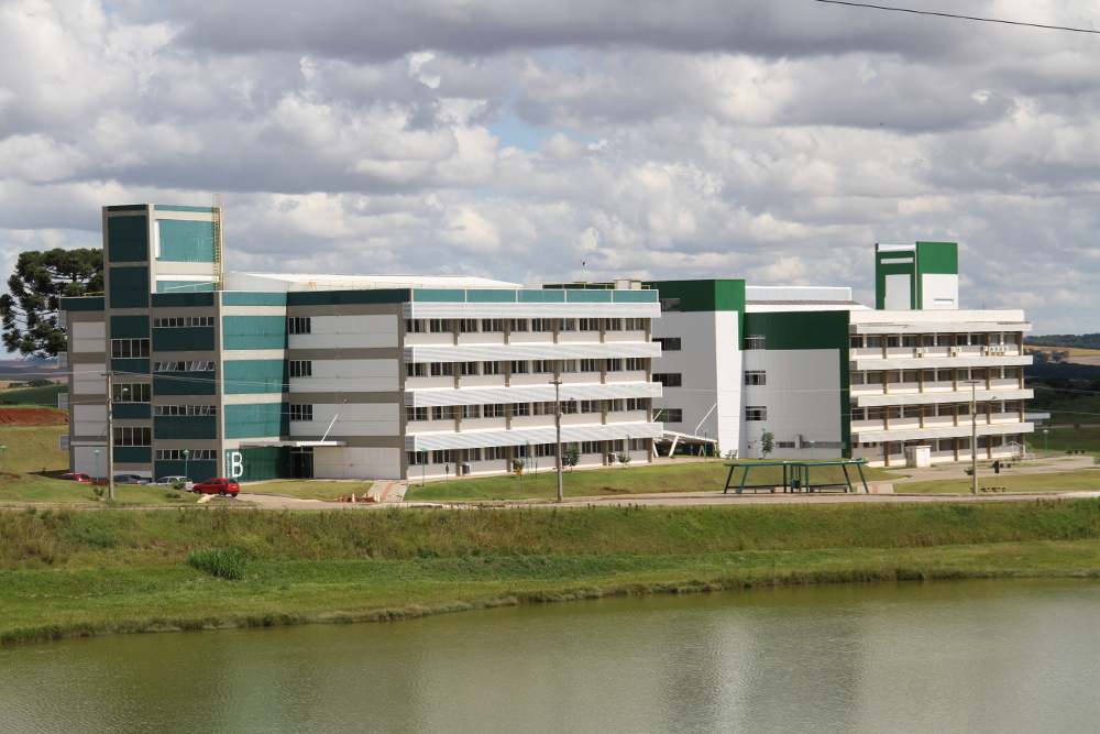 Ir para  <p><big>Com a abertura das inscri&ccedil;&otilde;es para o Exame Nacional do Ensino M&eacute;dio (Enem), a Universidade Federal da Fronteira Sul (UFFS) refor&ccedil;a: quem quiser ingressar em um dos cursos de...