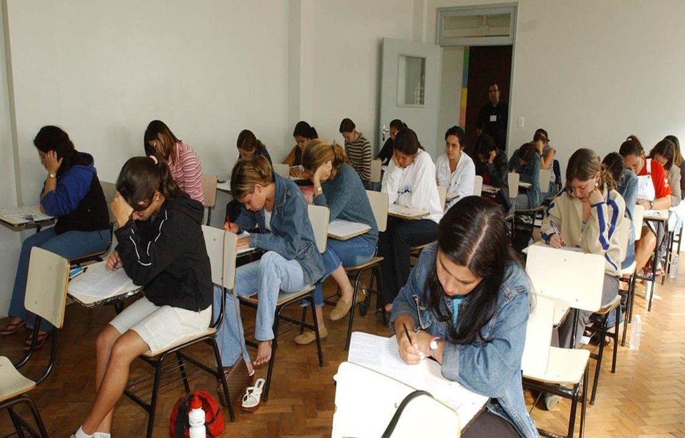 Ir para  <p>Cinco milh&otilde;es de estudantes se inscreveram no Exame Nacional do Ensino M&eacute;dio (Enem), de acordo como Instituto Nacional de Estudos e Pesquisas Educacionais An&iacute;sio Teixeira (Inep), at&eacute; as 11h40...