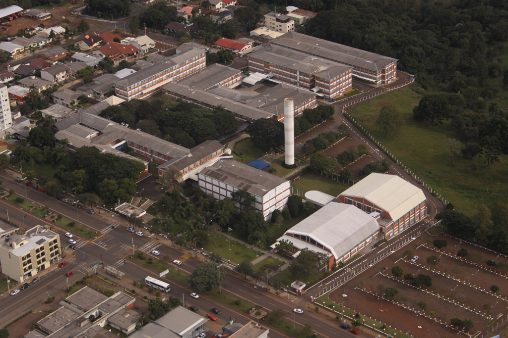 Ir para  <p><big>A URI (Universidade Regional Integrada do Alto Uruguai e das Miss&otilde;es) celebra neste domingo seus 27 anos. Criada em 19 de maio de 1992, &eacute; uma Institui&ccedil;&atilde;o Comunit&aacute;ria e...