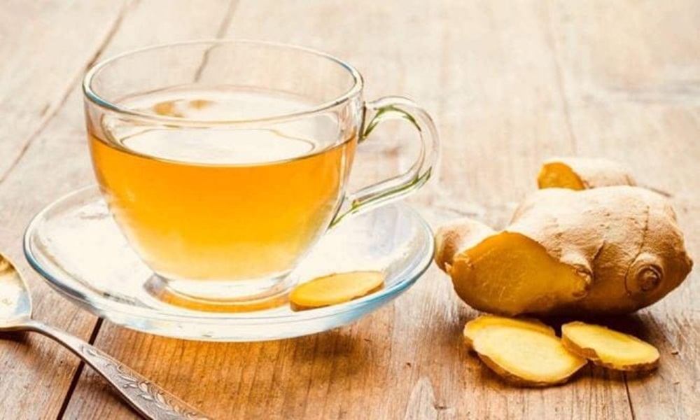 Ir para  <p>Pouca gente sabe, mas o gengibre possui propriedades que melhoram a digest&atilde;o e estimula os movimentos na regi&atilde;o do intestino. Para que essa infus&atilde;o tenha bons resultados, ela deve ser combinada a uma...