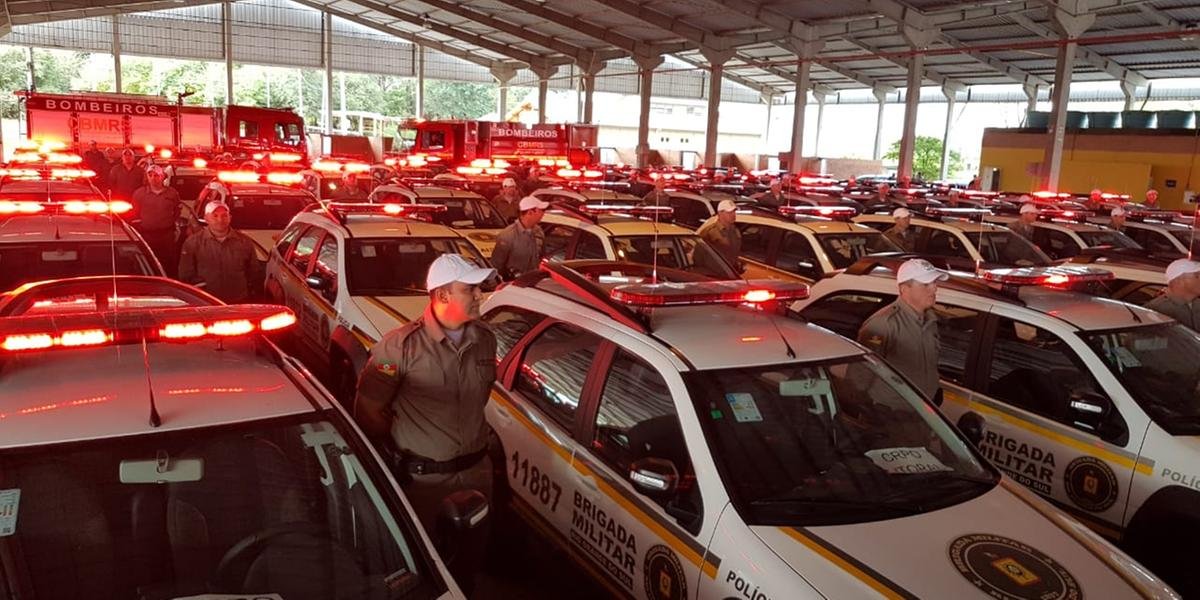 Ir para  <p>A Secretaria da Seguran&ccedil;a P&uacute;blica do Estado (SSP) recebeu novas viaturas e armamento na manh&atilde; desta segunda-feira durante cerim&ocirc;nia realizada no Parque de Exposi&ccedil;&otilde;es Assis...