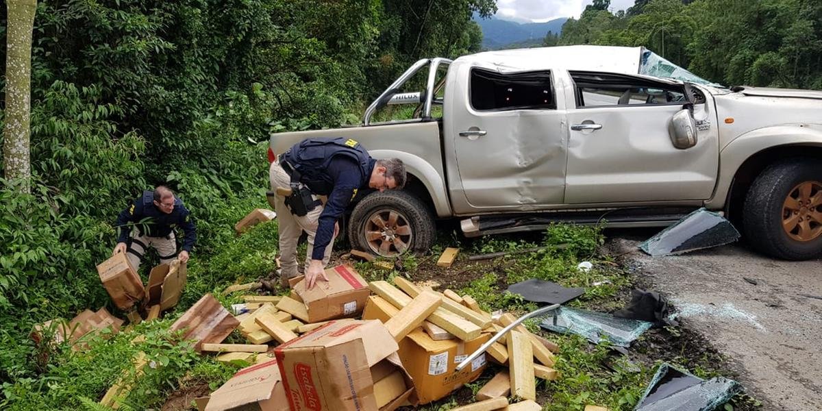 Ir para  <p>A Pol&iacute;cia Rodovi&aacute;ria Federal de Santa Catarina confirmou na manh&atilde; desta segunda-feira que &eacute; ga&uacute;cho o motorista preso com quase 400 quilos de maconha em Joinville. Natural de...