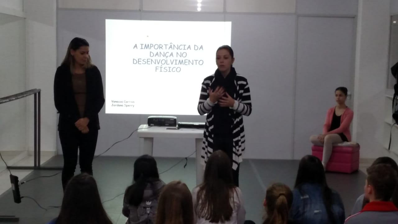 Ir para  <p><big>Os alunos da Disciplina de Fisiologia do Exerc&iacute;cio, do Curso de Fisioterapia da URI, realizaram algumas visitas t&eacute;cnicas em locais distintos da cidade na busca de informa&ccedil;&otilde;es sobre a...