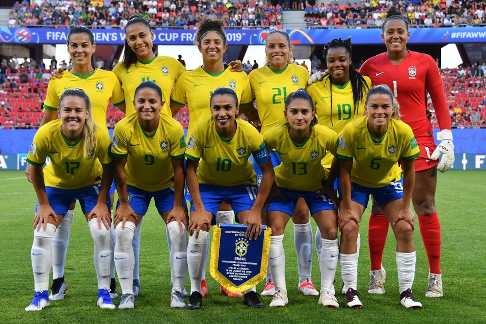 Ir para  <p><big>Neste per&iacute;odo inicial de Copa do Mundo Feminina, disputada na Fran&ccedil;a e Copa Am&eacute;rica, aqui no Brasil, as atua&ccedil;&otilde;es das Sele&ccedil;&otilde;es Brasileiras...