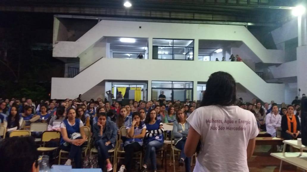Ir para  <p><big>Ao longo dos dias 10 a 14 de junho, 6 militantes do Movimento de Atingidos por Barragens/RS percorreram a regi&atilde;o de fronteira entre Brasil e Argentina, ao longo do Rio Uruguai, debatendo sobre a amea&ccedil;a de...