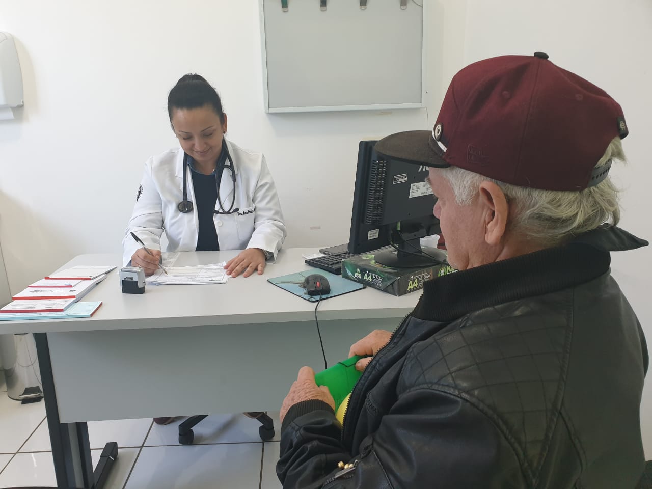 Ir para  <p><big>Chegamos na esta&ccedil;&atilde;o mais fria do ano e com ela, algumas doen&ccedil;as se tornam mais comuns e aumenta a demanda por consultas, exames e medicamentos na Unidade B&aacute;sica de Sa&uacute;de...