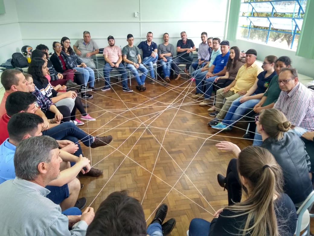 Ir para  <p><big>Est&aacute; em andamento, com boaparticipa&ccedil;&atilde;o,&nbsp;o&nbsp;<strong>Curso de Atualiza&ccedil;&atilde;o das R&aacute;dios Comunit&aacute;rias da Regi&atilde;o Alto...