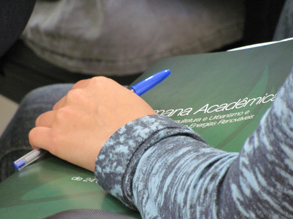 Ir para  <p><big>A Universidade Federal da Fronteira da Sul (UFFS) &ndash; Campus Erechim est&aacute; com inscri&ccedil;&otilde;es abertas para um curso de forma&ccedil;&atilde;o sobre Hist&oacute;ria Antiga,...