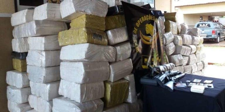 Ir para  <p>A Pol&iacute;cia Civil de Santa Catarina confirmou que a organiza&ccedil;&atilde;o criminosa envolvida com o transporte de toneladas de drogas desde o Mato Grosso do Sul abastecia tamb&eacute;m o Rio Grande do Sul. O...