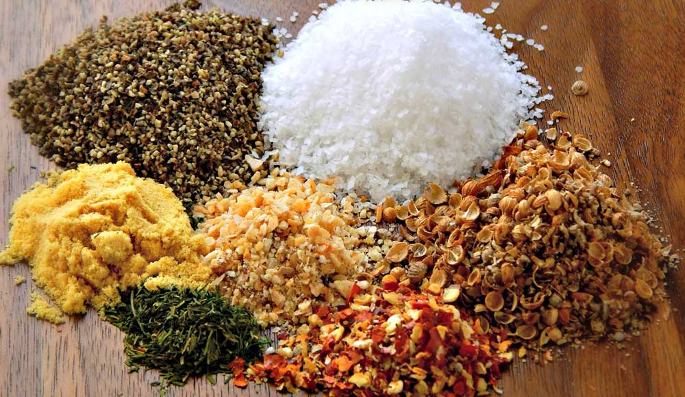 Ir para  <p>2 Colheres (de sopa) de C&uacute;rcuma;</p>

<p>2 Colheres (de sopa) de Salsa desidratada;</p>

<p>2 Colheres (de sopa) de Cebola desidratada;</p>

<p>2 Colheres (de sopa) de Alho...