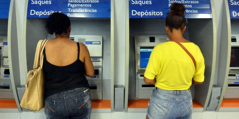Ir para  <p>A Caixa Econ&ocirc;mica Federal inicia nesta sexta-feira mais uma etapa de libera&ccedil;&atilde;o do saque imediato do Fundo de Garantia do Tempo de Servi&ccedil;o (FGTS), que paga at&eacute; R$ 500 por conta ativa...