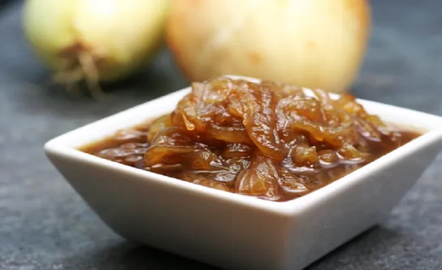 Ir para  <p>2 colheres (sopa) de&nbsp;azeite de oliva;</p>

<p>400 gr de cebolas grandes cortadas em rodelas;</p>

<p>1/2 x&iacute;cara (ch&aacute;) de&nbsp;&aacute;gua;</p>

<p>1 colher...