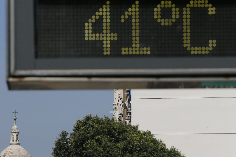 Ir para  <p><big>O ano de 2019 foi o segundo mais quente da hist&oacute;ria, de acordo com o Servi&ccedil;o de Mudan&ccedil;as Clim&aacute;ticas da Uni&atilde;o Europeia. A segunda d&eacute;cada do s&eacute;culo 21...
