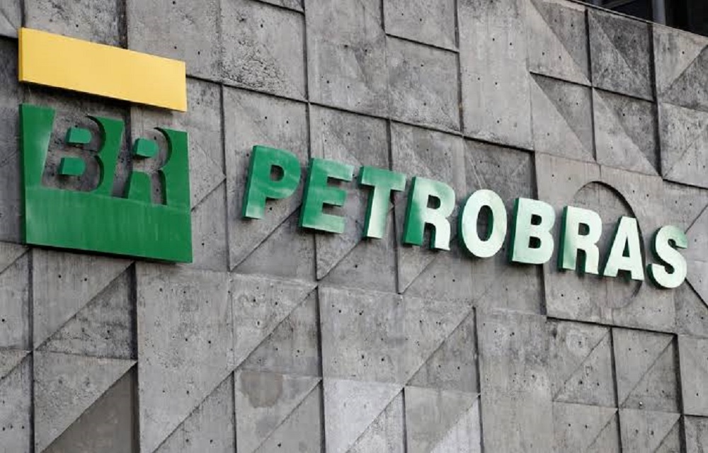Ir para  <p>A Petrobras anunciou queda do pre&ccedil;o da gasolina e do diesel, puxada pela redu&ccedil;&atilde;o do pre&ccedil;o do petr&oacute;leo no mercado internacional desde a semana passada, com o recuo das...