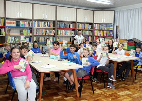 Ir para  <p><big>O Centro de Divulga&ccedil;&atilde;o Ambiental &ndash; CDA do Cons&oacute;rcio It&aacute; atendeu durante o ano de 2019, atrav&eacute;s de seu programa de Educa&ccedil;&atilde;o Ambiental, cerca...