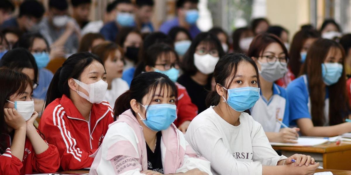 Ir para  <p>O balan&ccedil;o mundial da epidemia do novo coronav&iacute;rus ultrapassou nesta segunda-feira a marca de 3.000 mortes, ao mesmo tempo que aumentam os casos de cont&aacute;gios na It&aacute;lia e na Coreia do Sul. As...