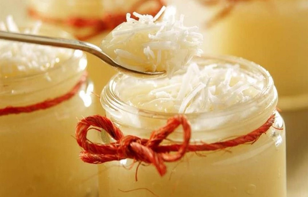Ir para  <ul>
	<li>250 g de a&ccedil;&uacute;car</li>
	<li>200 ml de leite de coco</li>
	<li>100 g de coco ralado fresco</li>
	<li>15 g de manteiga sem sal</li>
	<li>2...