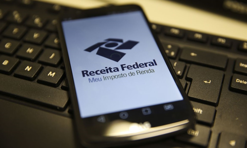 Ir para  <p><big>A um m&ecirc;s do fim do prazo de entrega da declara&ccedil;&atilde;o do Imposto de Renda Pessoa F&iacute;sica (IRPF) 2020, metade dos contribuintes acertou as contas com o Le&atilde;o. At&eacute; as...