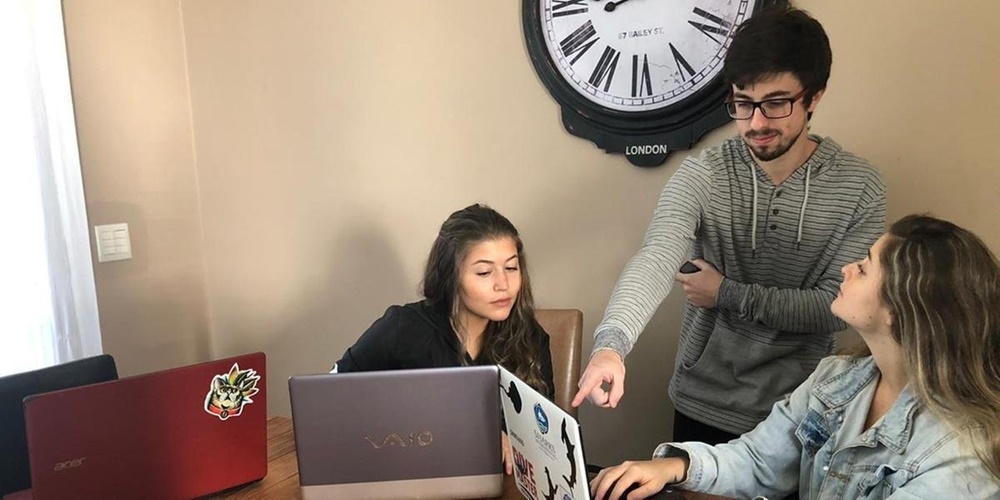 Ir para  <p><big>Jovens da cidade de Faxinal do Soturno, na regi&atilde;o central do Estado, criaram uma plataforma online e gratuita de estudos para o Exame Nacional do Ensino M&eacute;dio (ENEM).&nbsp; A plataforma Momento de...