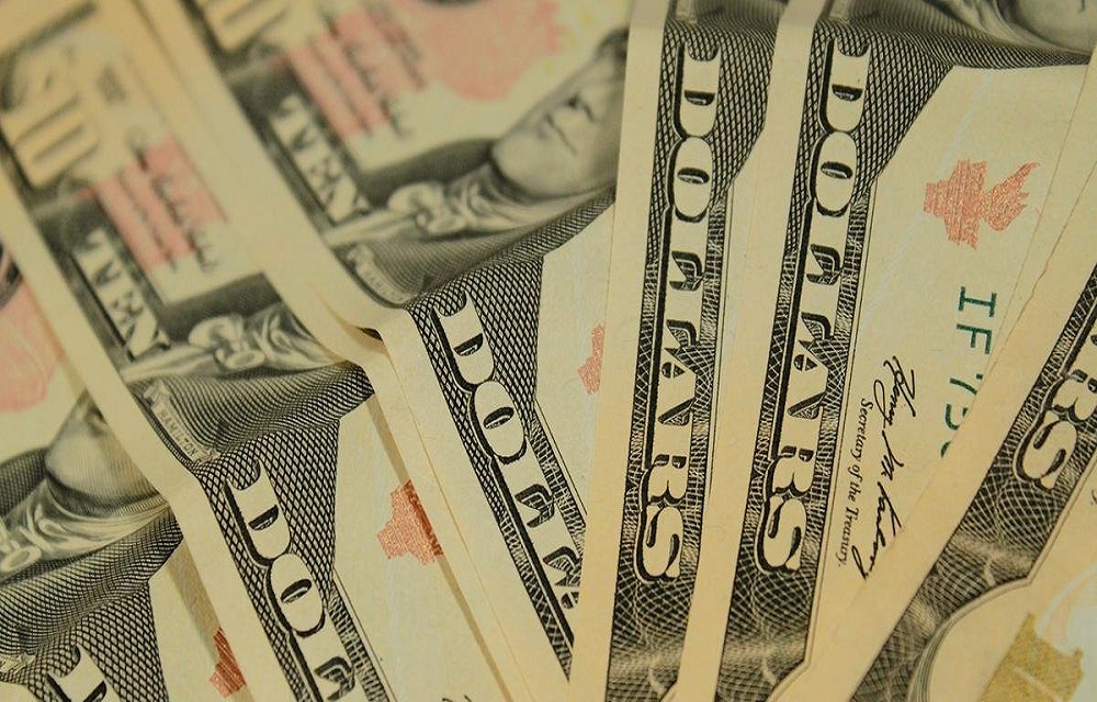 Ir para  <p>O d&oacute;lar teve o terceiro dia seguido de queda e j&aacute; acumula desvaloriza&ccedil;&atilde;o de 19% desde que atingiu a m&aacute;xima hist&oacute;rica intradia, R$ 5,97, h&aacute; pouco menos de um...