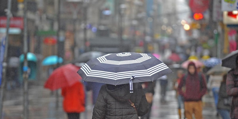Ir para  <p><big>O Rio Grande do Sul deve ter chuvas nos pr&oacute;ximos dias. No entanto, nesta ter&ccedil;a-feira, a instabilidade atinge apenas a Metade Norte. A metade Sul n&atilde;o deve ter chuva por...