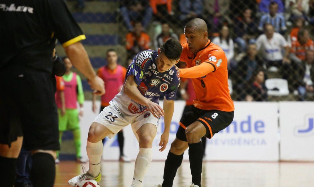 Ir para  <p><big>Nas 19 disputas do Mundial Interclubes de Futsal, o Brasil teve o campe&atilde;o em 10 ocasi&otilde;es, sendo as &uacute;ltimas quatro consecutivas. Al&eacute;m de s&oacute; n&atilde;o ter sido...