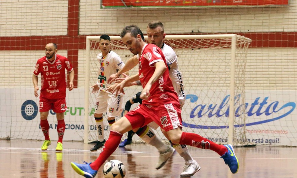 Ir para  <p><big>Sete times j&aacute; est&atilde;o classificados &agrave;s quartas de final da Liga Nacional de Futsal (LNF). A &uacute;ltima vaga entre os oito melhores da competi&ccedil;&atilde;o come&ccedil;a a...