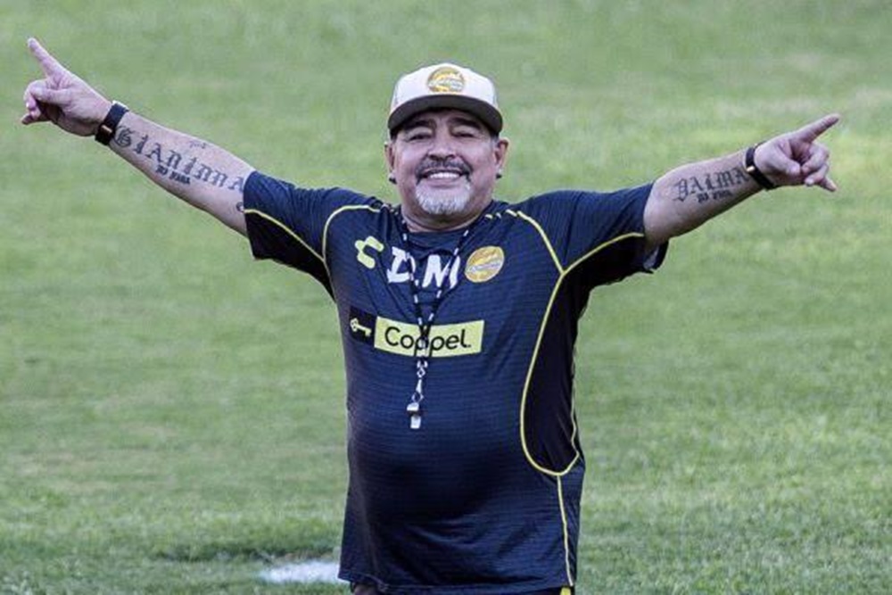 Ir para  <p><big>Morreu nesta quarta-feira o &iacute;dolo argentino Diego Armando Maradona. Duas semanas depois de deixar uma cl&iacute;nica onde passou uma cirurgia devido a uma hemorragia no c&eacute;rebro, o craque argentino...