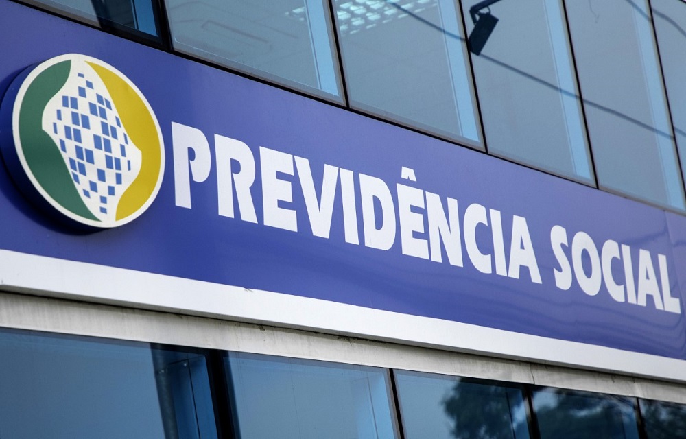 Ir para  <p>Os aposentados, pensionistas e segurados que recebem benef&iacute;cios do Instituto Nacional do Seguro Social (INSS)&nbsp;acima do sal&aacute;rio m&iacute;nimo ter&atilde;o reajuste de 5,45% este ano. A...