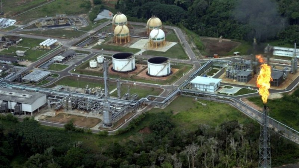 Ir para  <p><big>Num ano em que a estatal j&aacute; aumentou os pre&ccedil;os da gasolina em 46,2%, do diesel em 41,6% e do g&aacute;s de botij&atilde;o em 17%, o reajuste de quase 40% de uma s&oacute; vez no g&aacute;s...