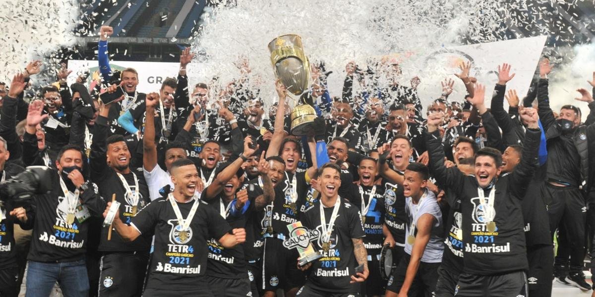 Ir para  <p><big>O Gr&ecirc;mio &eacute; Tetracampe&atilde;o ga&uacute;cho! O Tricolor empatou com o Inter, em 1 a 1, na tarde deste domingo, na Arena, e conquistou o 40&deg; t&iacute;tulo estadual na...