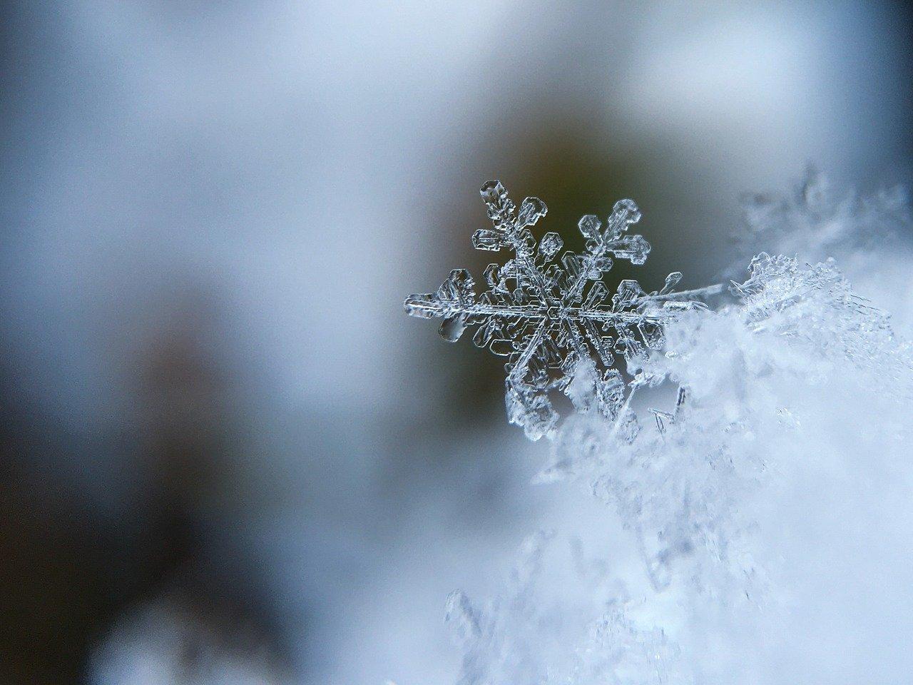 Ir para  <p><big>O inverno come&ccedil;ou &agrave; 0h32min desta segunda-feira e a esta&ccedil;&atilde;o promete ser mais fria que a m&eacute;dia dos &uacute;ltimos anos no Rio Grande do Sul, segundo a...