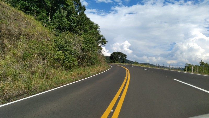 Ir para  <p><big>A regi&atilde;o norte do estado come&ccedil;a 2022 com uma de suas principais rodovias em condi&ccedil;&otilde;es renovadas: a RSC-480, na divisa do Rio Grande do Sul com Santa Catarina, em Erval Grande, teve...
