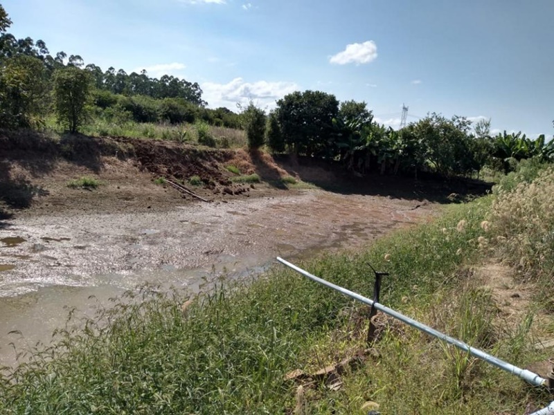 Ir para  <p><big>Trezentos munic&iacute;pios decretaram situa&ccedil;&atilde;o de emerg&ecirc;ncia em raz&atilde;o da estiagem no Rio Grande do Sul, segundo balan&ccedil;o divulgado pela Defesa Civil do Estado na...