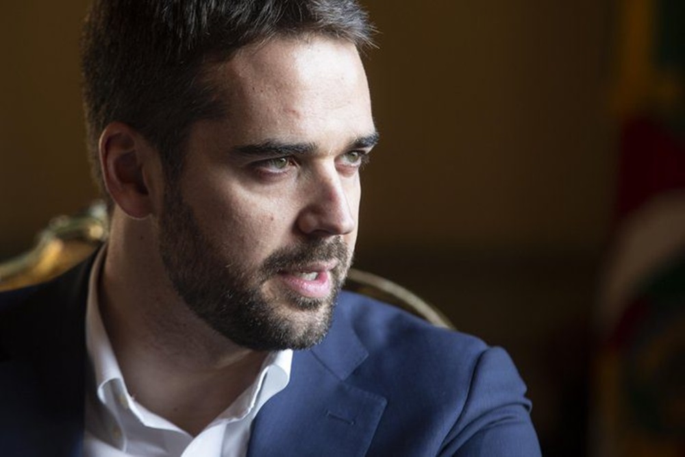 Ir para  <p><big>A 4&ordf; Vara da Fazenda P&uacute;blica de Porto Alegre decidiu dar o prazo de 48 horas para o governo do Estado explicar os motivos do&nbsp;<a...