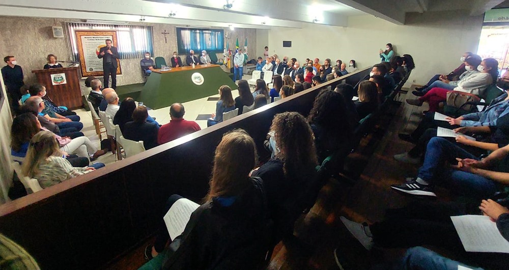 Ir para  <p><big>Aconteceu, no dia 6 (seis) de julho, o evento &ldquo;Pracinhas de Gaurama &ndash; Participantes da For&ccedil;a Expedicion&aacute;ria Brasileira na Segunda Guerra Mundial&rdquo;.&nbsp; A solenidade deu...
