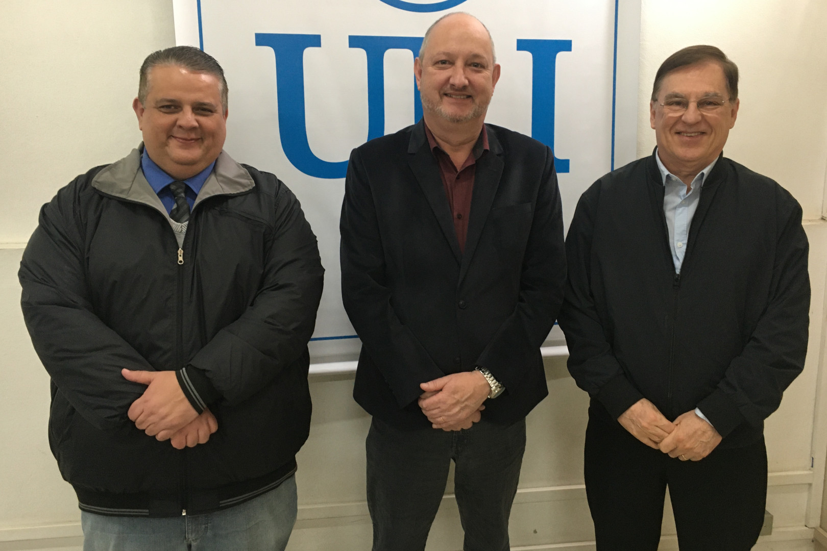 Ir para  <p>A Universidade Regional Integrada do Alto Uruguai e das Miss&otilde;es (URI) realizou na ter&ccedil;a-feira, 11, suas elei&ccedil;&otilde;es gerais. O direito a voto foi exercido por professores, funcion&aacute;rios...