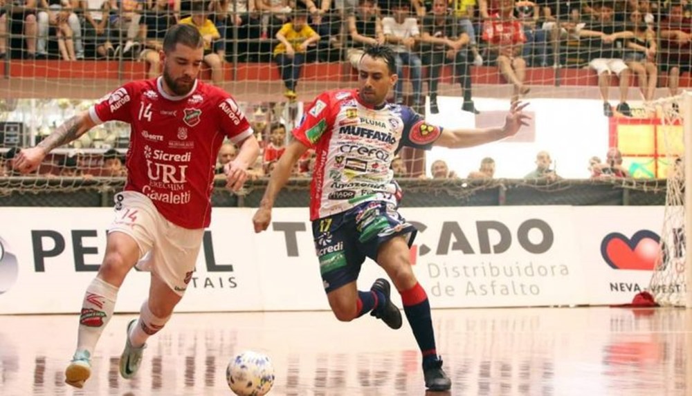 Ir para  <p><big>O verde-rubro venceu o Cascavel por 1 a 0, na tarde deste domingo (23), no Caldeir&atilde;o do Galo, em Erechim, pelo Jogo de ida da semifinal da Liga Nacional de Futsal.</big></p>

<p><big>O jogo...