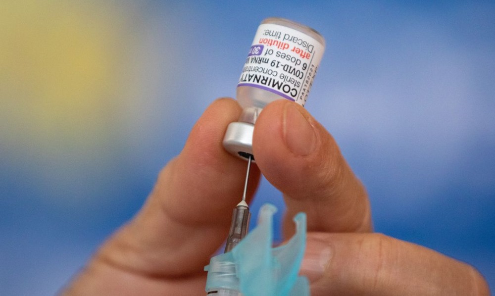 Ir para  <p><big>O Minist&eacute;rio da Sa&uacute;de refor&ccedil;ou a import&acirc;ncia de completar o ciclo vacinal contra a covid-19. De acordo com a pasta, quem est&aacute; com doses atrasadas pode ir a qualquer momento...