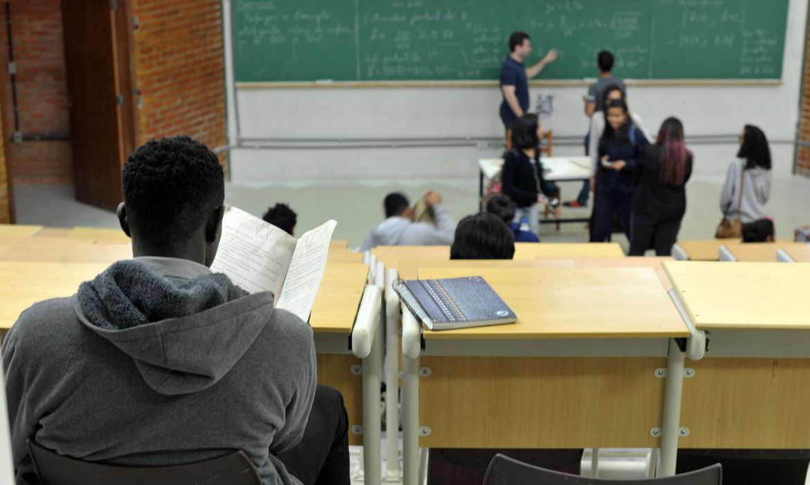 Ir para  <p>As inscri&ccedil;&otilde;es para a 18&ordf; edi&ccedil;&atilde;o da Olimp&iacute;ada Brasileira de Matem&aacute;tica das Escolas P&uacute;blicas (OBMEP)&nbsp; terminam na pr&oacute;xima sexta-feira...