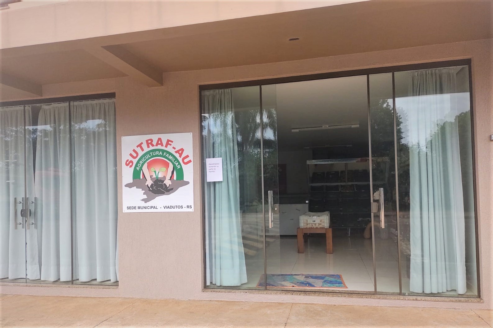 Ir para  <p><big>O SUTRAF Viadutos, informa aos associados e a popula&ccedil;&atilde;o em geral, que est&aacute; em processo de reestrutura&ccedil;&atilde;o e em breve estar&aacute; prestando servi&ccedil;os...