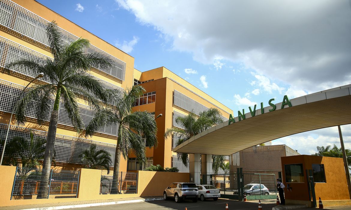 Ir para  <p><big>A&nbsp;Ag&ecirc;ncia Nacional de Vigil&acirc;ncia Sanit&aacute;ria (Anvisa) suspendeu, nesta quarta-feira (29),&nbsp;a fabrica&ccedil;&atilde;o, comercializa&ccedil;&atilde;o,...